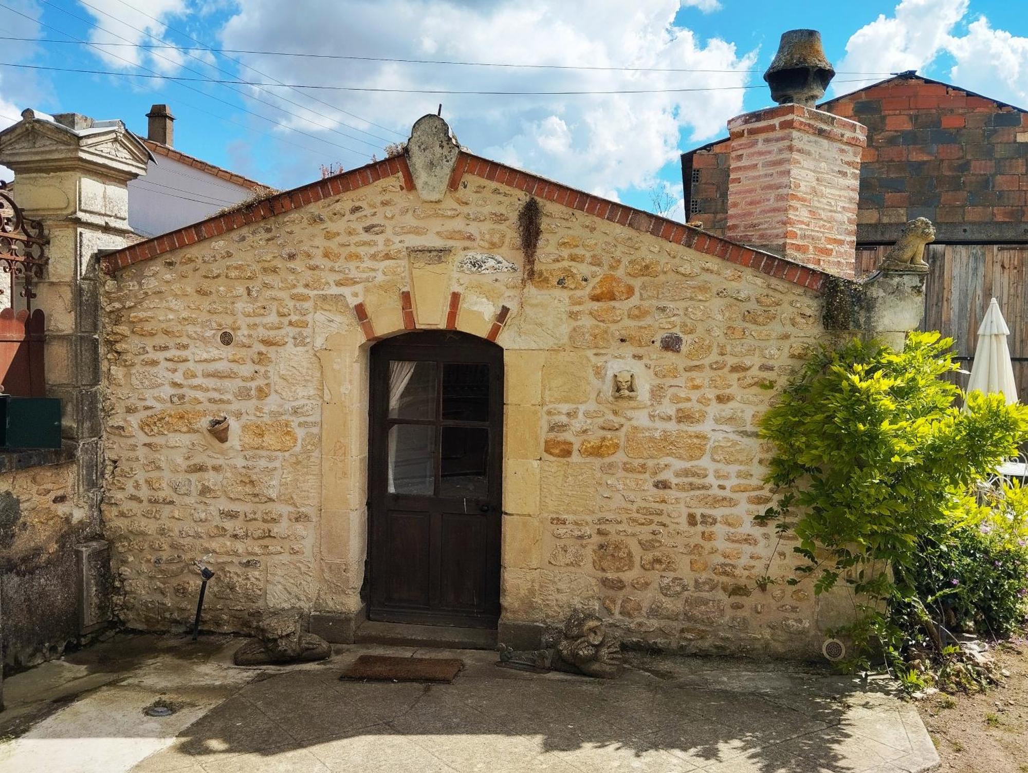 Gatekeepers Cottage Tiny House, Taize, Deux-Sevres, Velo Francette Екстериор снимка