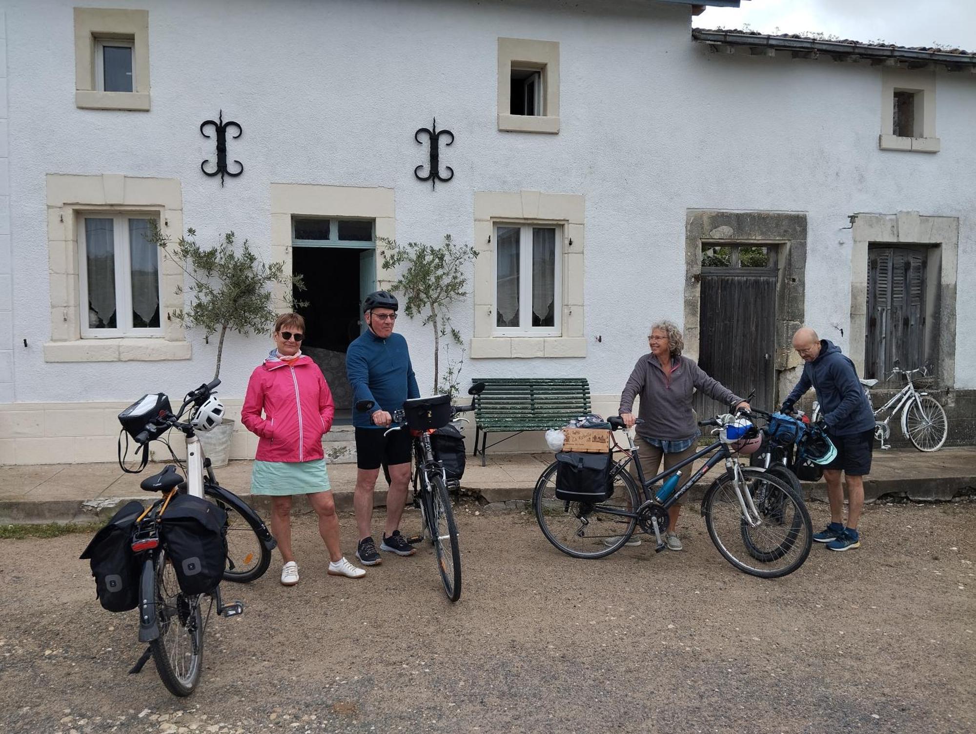 Gatekeepers Cottage Tiny House, Taize, Deux-Sevres, Velo Francette Екстериор снимка